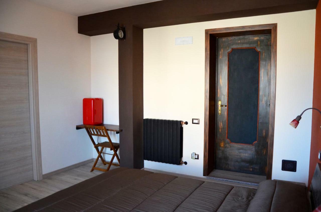Artista B&B Càbras 外观 照片